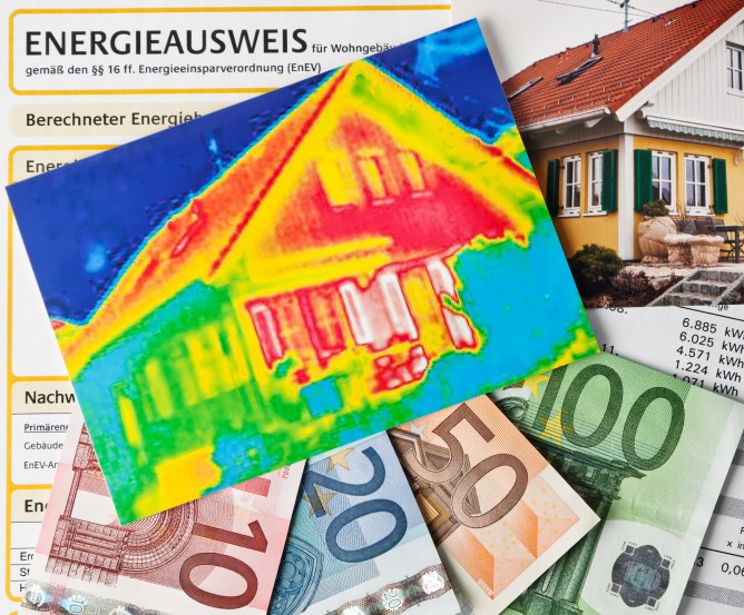 energieausweis-immobilien-versicherung © Fotolia.com