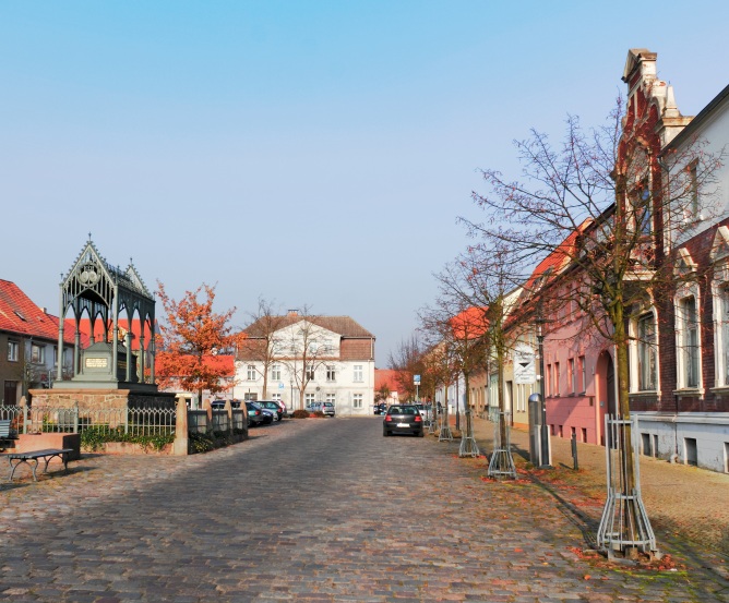 Versicherungsmakler Gransee ⇒ Infos • Fotos • Sehenswürdigkeiten