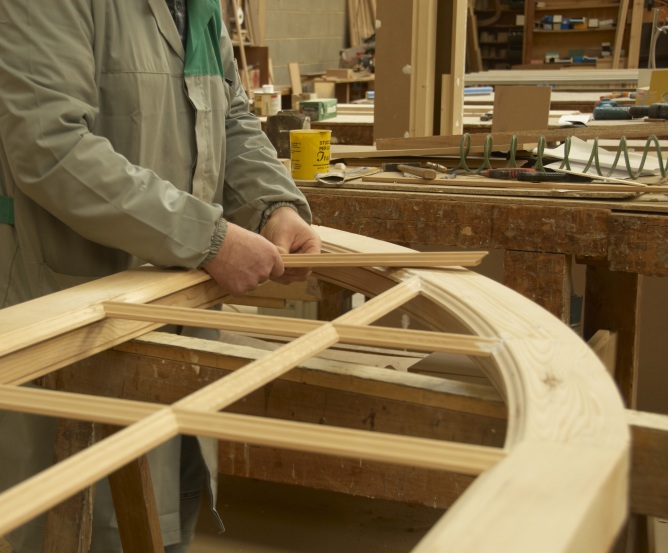 Handwerker / Tischler © Fotolia.com Handwerker / Tischler © Fotolia.com